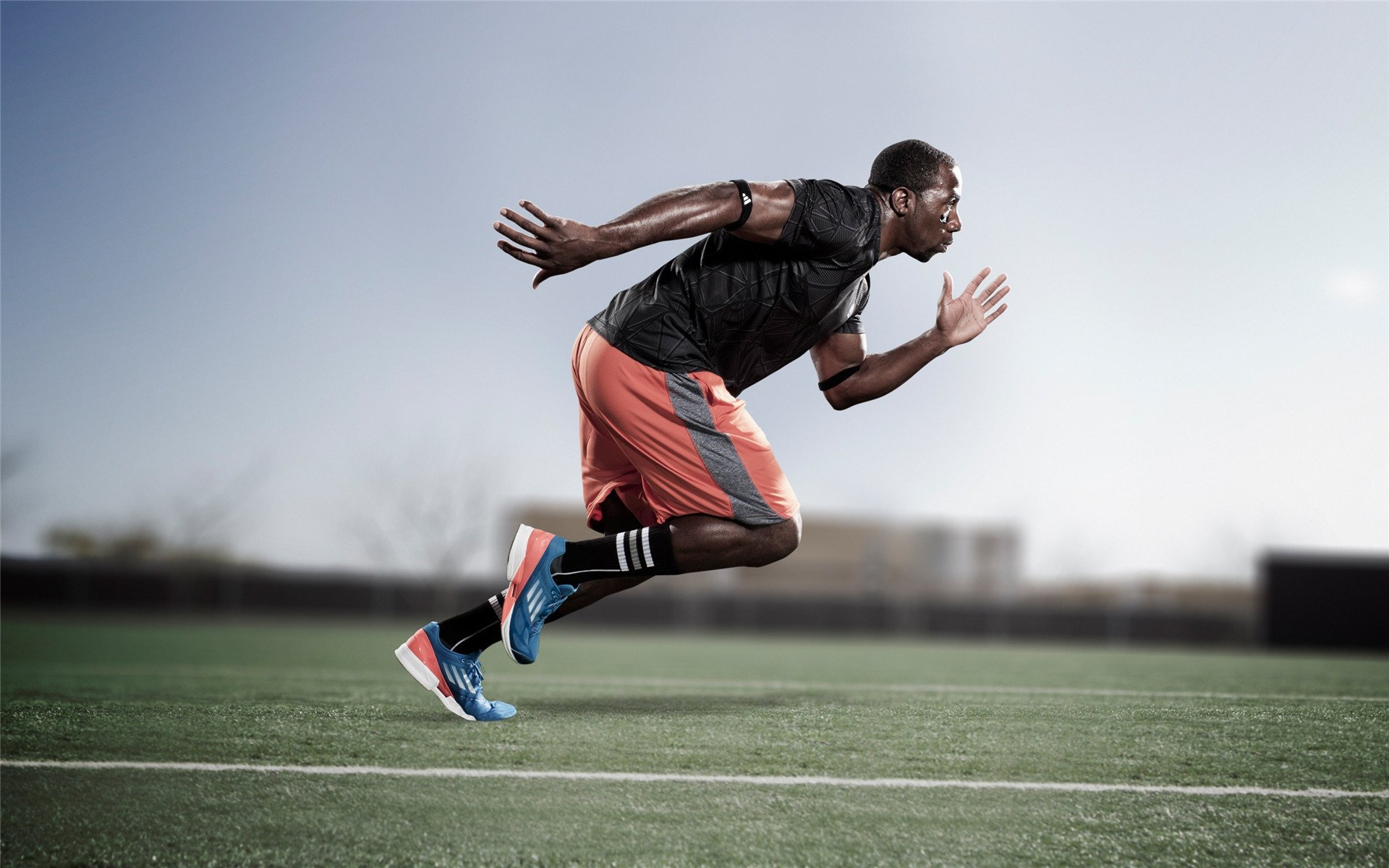 意大利男子接力队配合日益默契,意大利接力违规